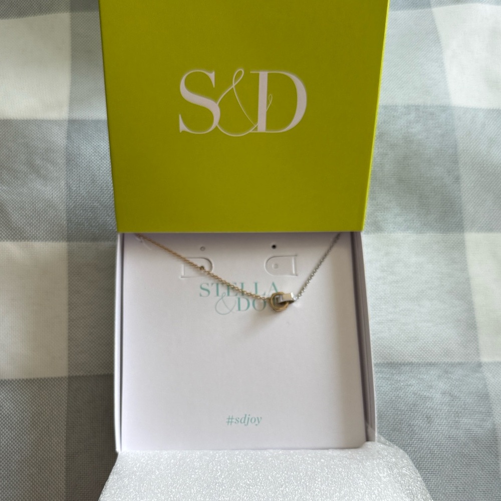 Stella & Dot Hardware Interlock Chain Bracelet Multi
